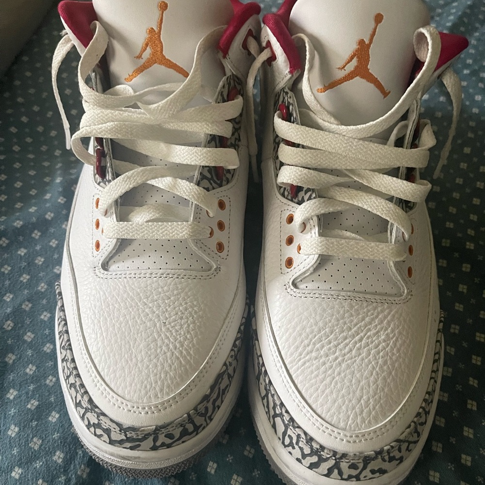 Jordan 3 Cardinal red